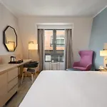 Hilton Garden Centre 4*
