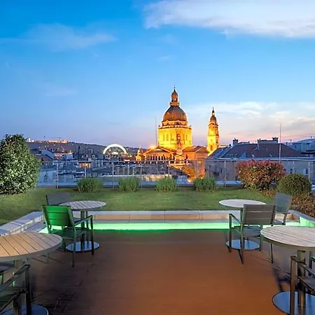 Szálloda Hilton Garden Centre Budapest