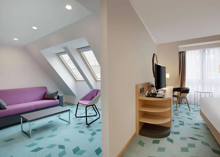 Hilton Garden Centre