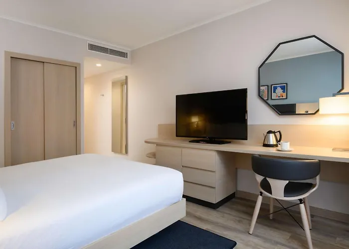 Hotel Hilton Garden Centre 4*