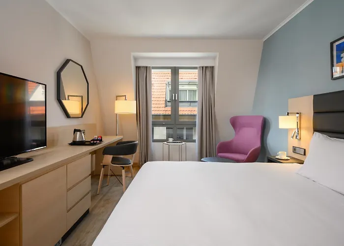 Hilton Garden Centre 4*