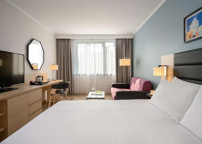 Hilton Garden Centre فندق 4*